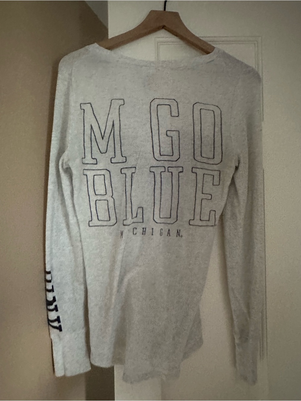 PINK Victoria's Secret Light Gray Crewneck Tee with Navy Logo - Picture 3 of 3